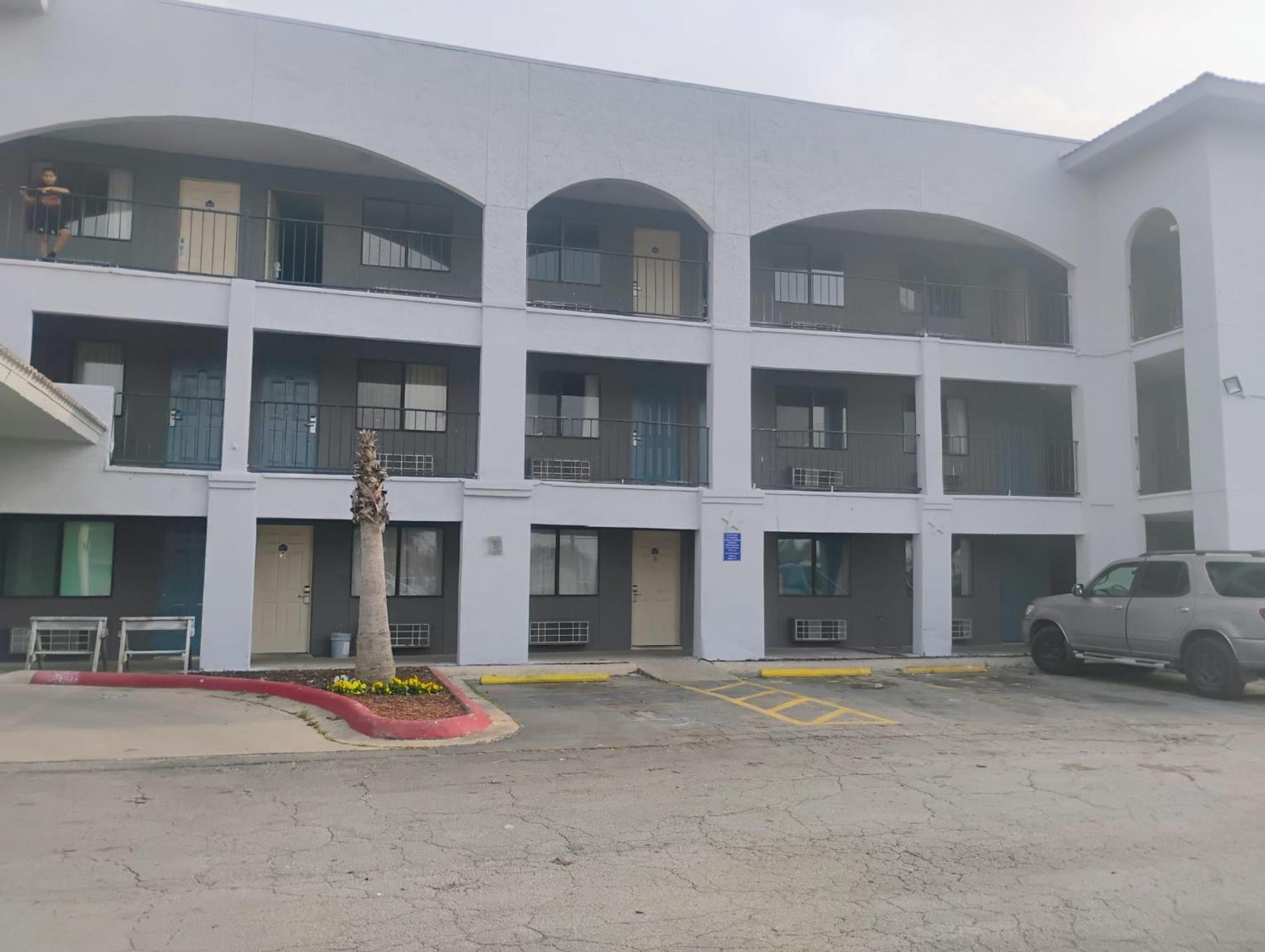 Hallmark Inn And Suites San Antonio Eksteriør billede